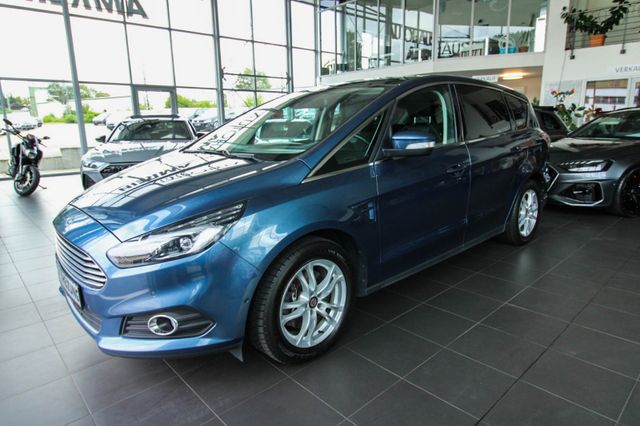 Ford S-MAX Titanium Business/Pano/AHK/