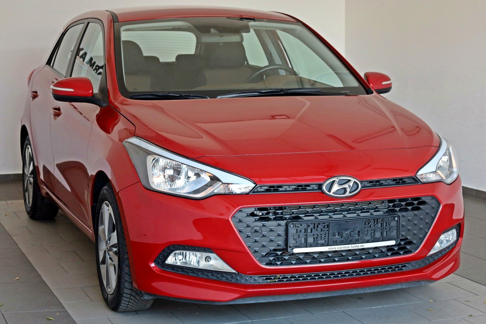 Fahrzeugabbildung Hyundai i20 Trend, PDC, Shzg, Ohne EU Zulassung !