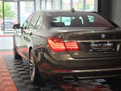 Fahrzeugabbildung BMW 740d xDrive (ACC/HUD/SOFT/CAM/LOGIC7/LED/SZ-LÜFT