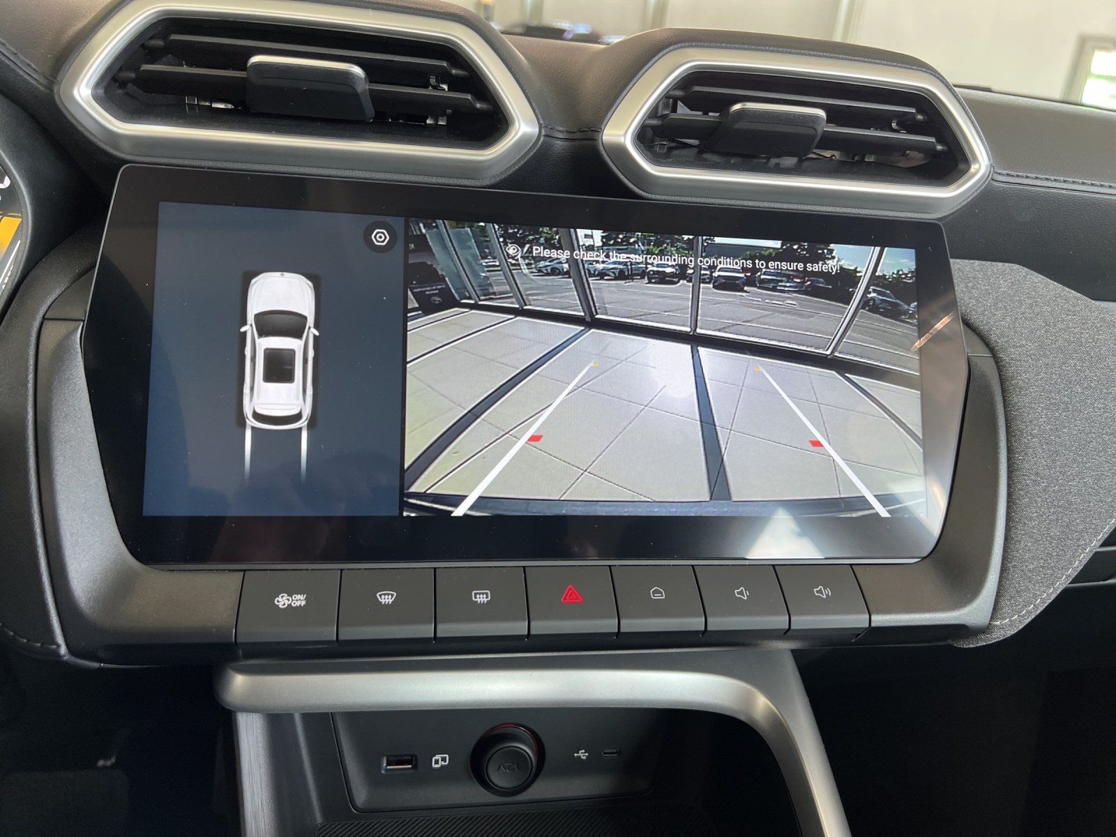 Fahrzeugabbildung MG MG ZS Comfort HEV