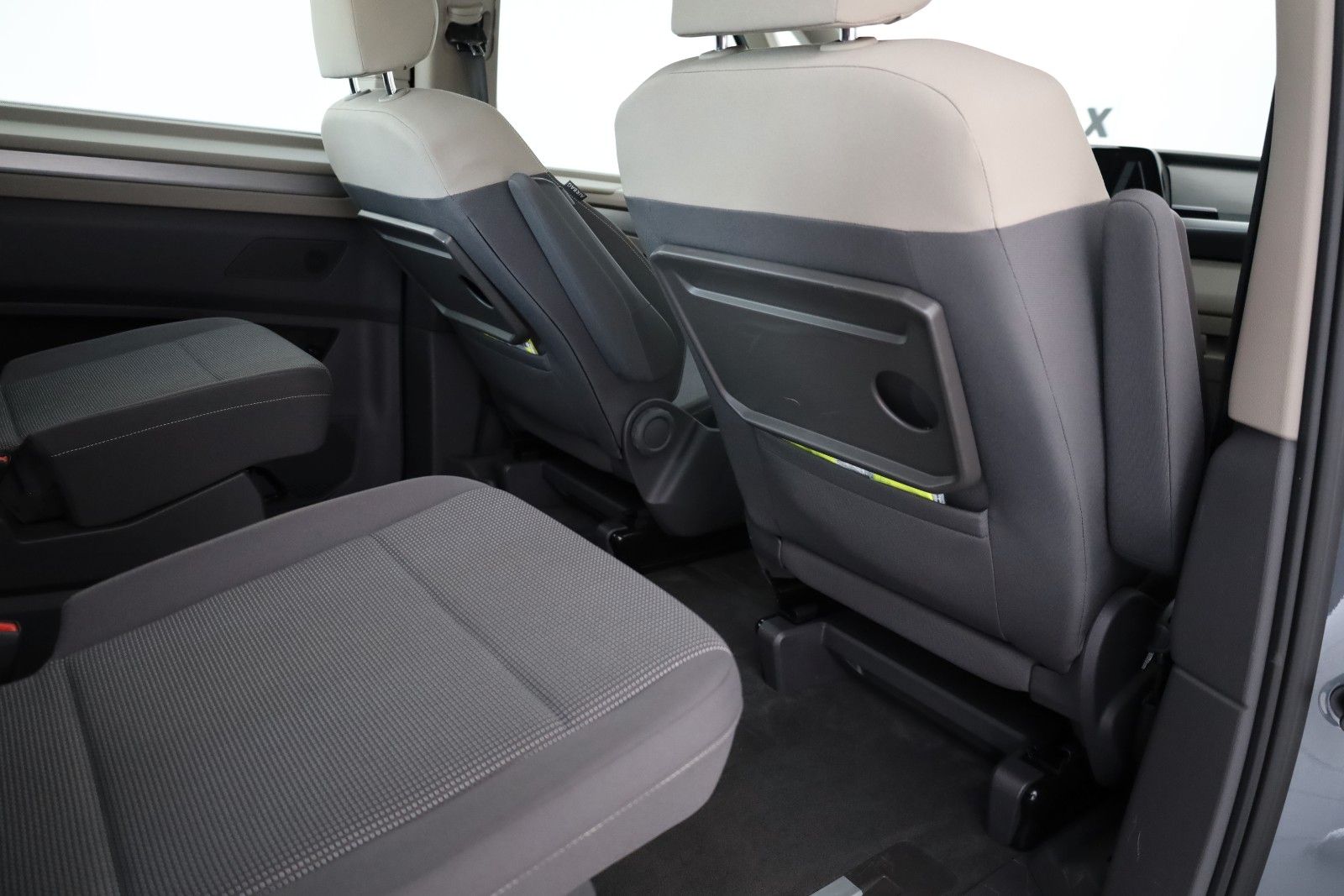 Fahrzeugabbildung Volkswagen T7 Multivan Life lang  7 Si,AppleCarplay,Keyless
