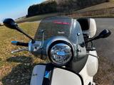 Vespa GTS 125 - VESPA WEIß