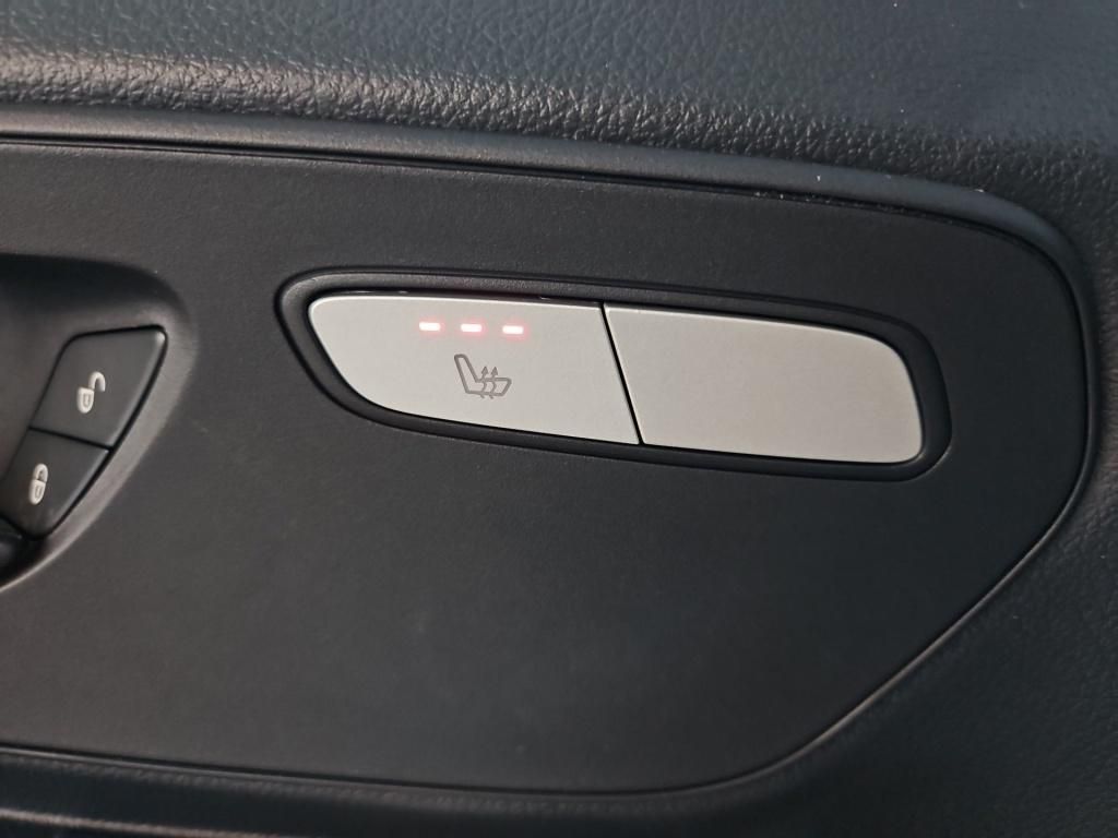 Fahrzeugabbildung Mercedes-Benz Vito 114 CDI Kasten Lang AHK KAM AUT SHZ BremsA