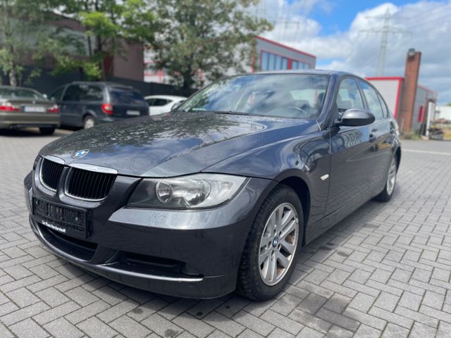 BMW 318 Baureihe 3 Lim. 318i 2. HAND/NAVI/PDC/TÜV