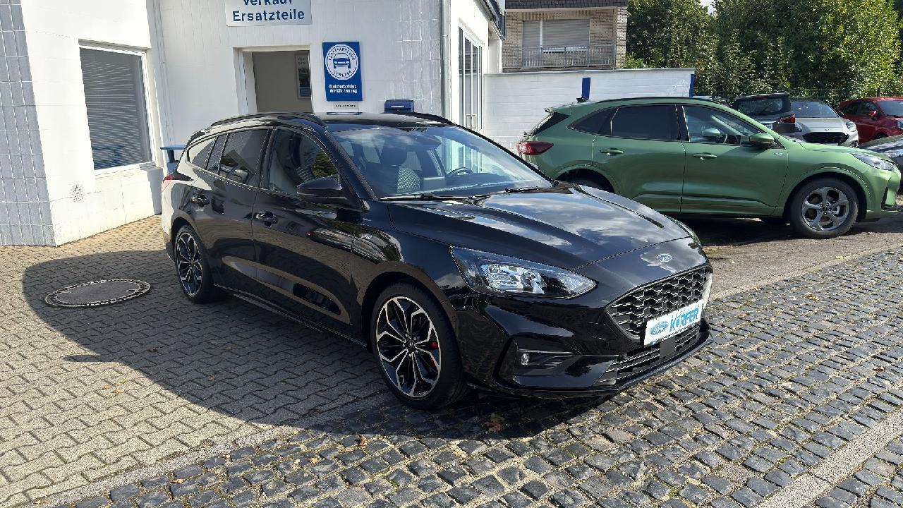Ford Focus Turnier ST-Line X Panoramadach