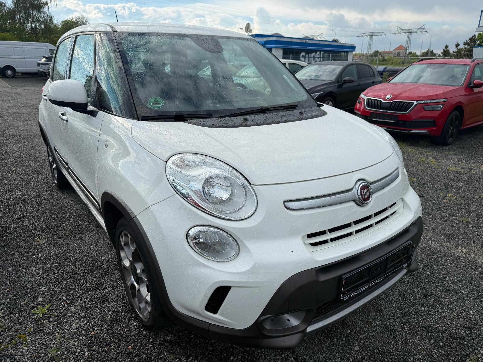 Fiat 500L Trekking AHK KLIMA TEMPOMAT ALLWETTER BT