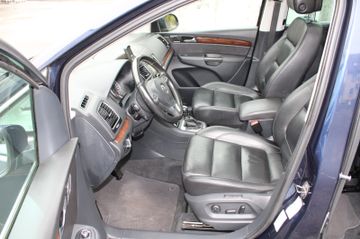 Volkswagen Sharan - 11