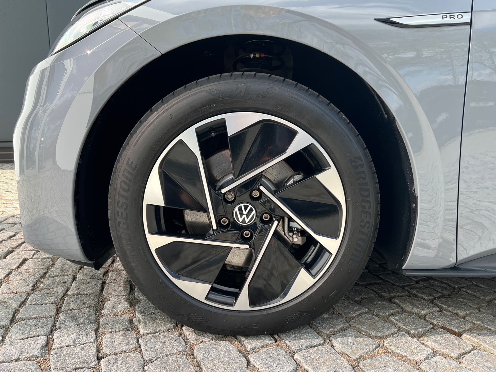 Fahrzeugabbildung Volkswagen ID.3 Pro Performance Life *Navi, LED, ACC*