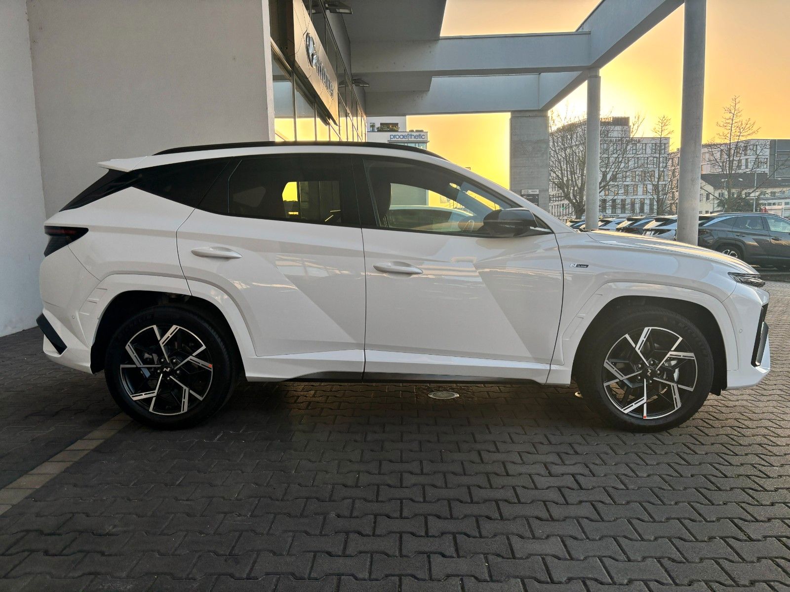 Fahrzeugabbildung Hyundai TUCSON 1.6 T MY26 N-Line X MATRIX/360°!