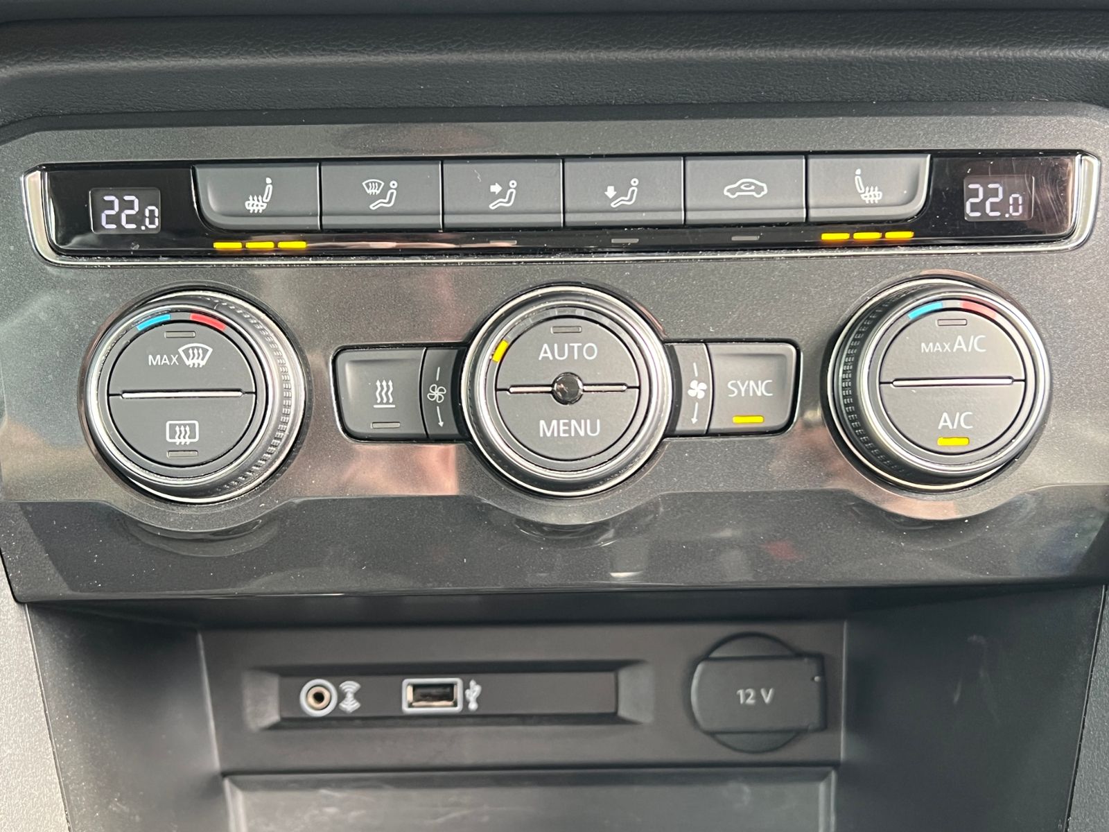 Fahrzeugabbildung Volkswagen Tiguan Allspace Highline 2.0 TDI DSG 4MOTION *AH