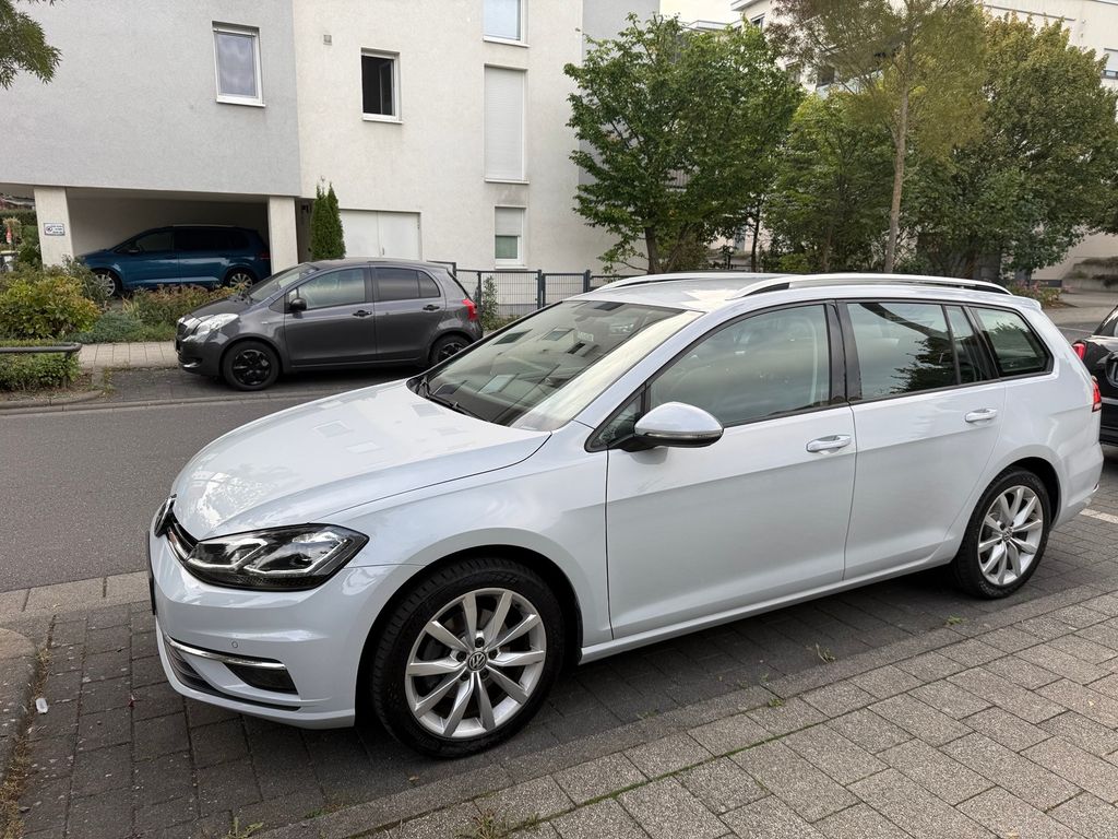 Image of Volkswagen Golf
