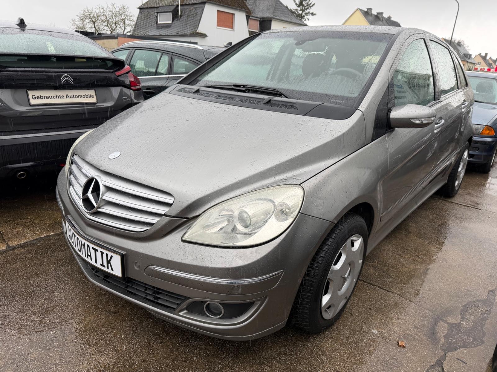 Mercedes-Benz B 150 Automatik*Scheckheft*Navi*kamera*tüv10-27