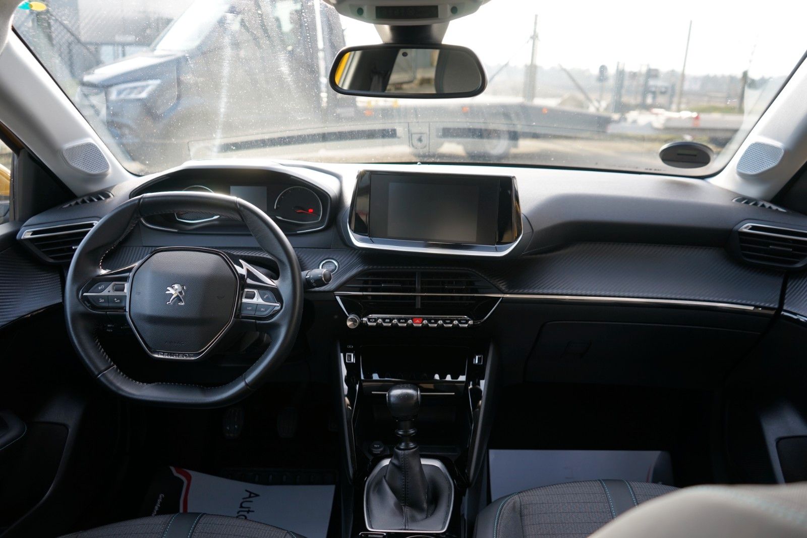 Fahrzeugabbildung Peugeot 208 Allure*Service Neu*1 Hand* HU AU Neu