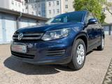 Volkswagen Tiguan 1.4 TSI DSG Navigation Bluetooth - Volkswagen Tiguan: Blau