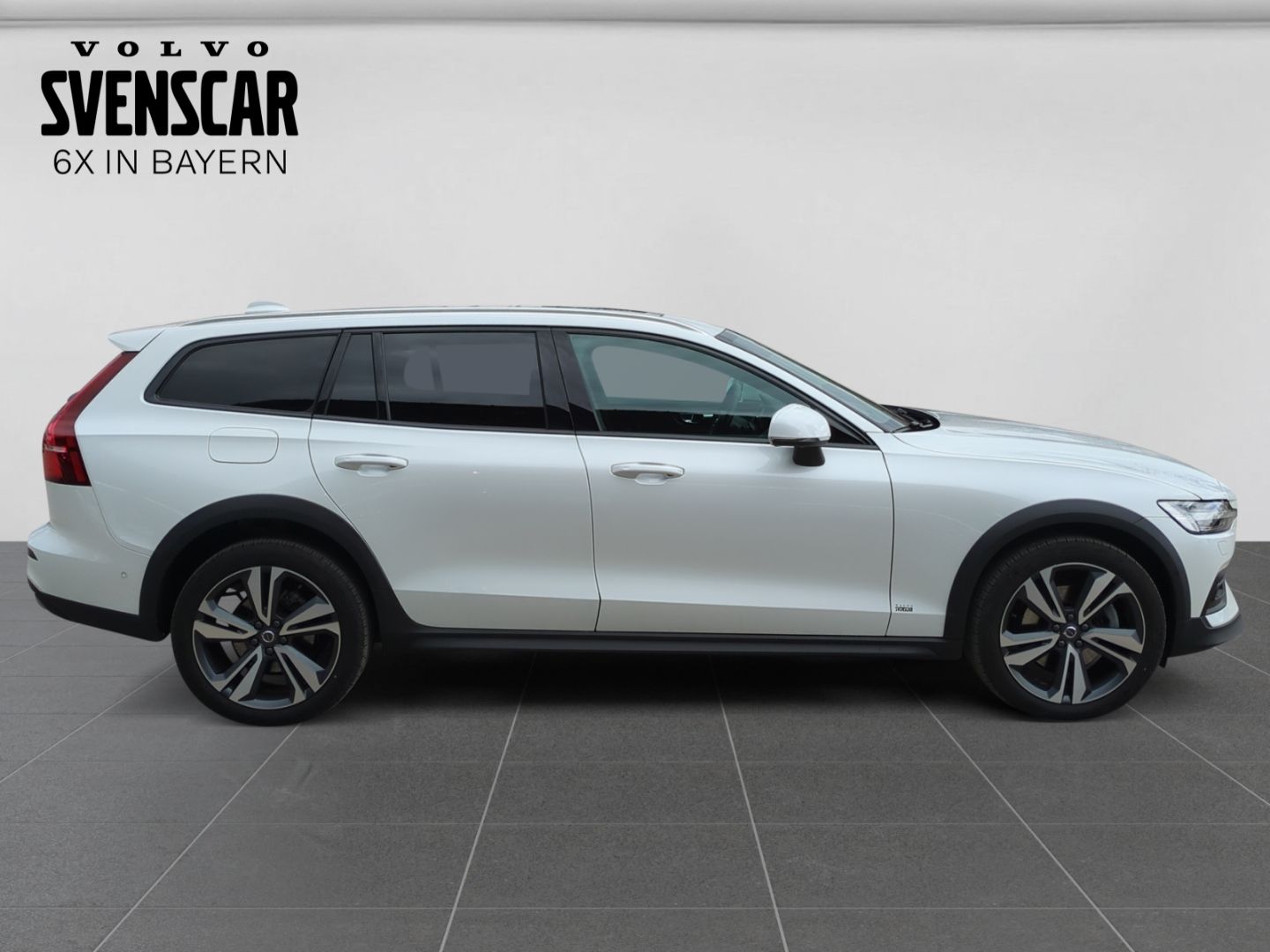 Volvo V60 Cross Country Plus AWD Panodach Leder Standh foto 6