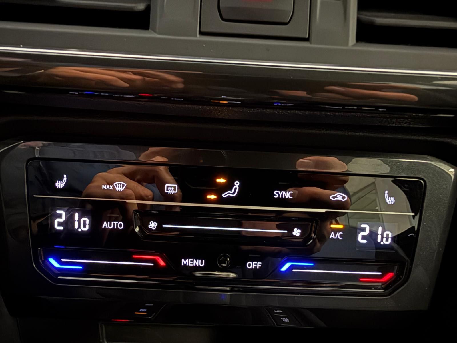 Fahrzeugabbildung SEAT Tarraco Xcellence/ LED/AHK/NAVI/CARPLAY