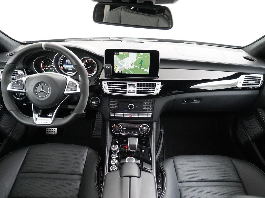 Mercedes-Benz CLS 63 AMG Shooting Brake S 4MATIC Schiebedach |
