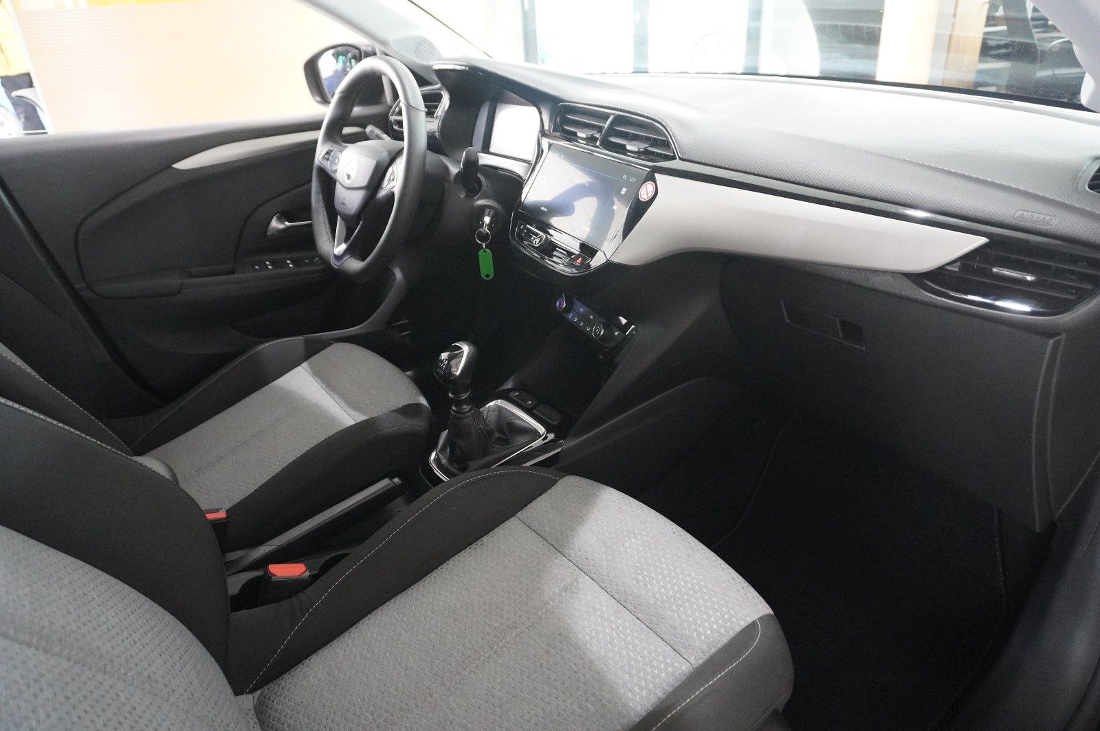 Fahrzeugabbildung Opel Corsa F 1.2 FACELIFT NAVI/LED/KAMERA/VIRT./DAB+