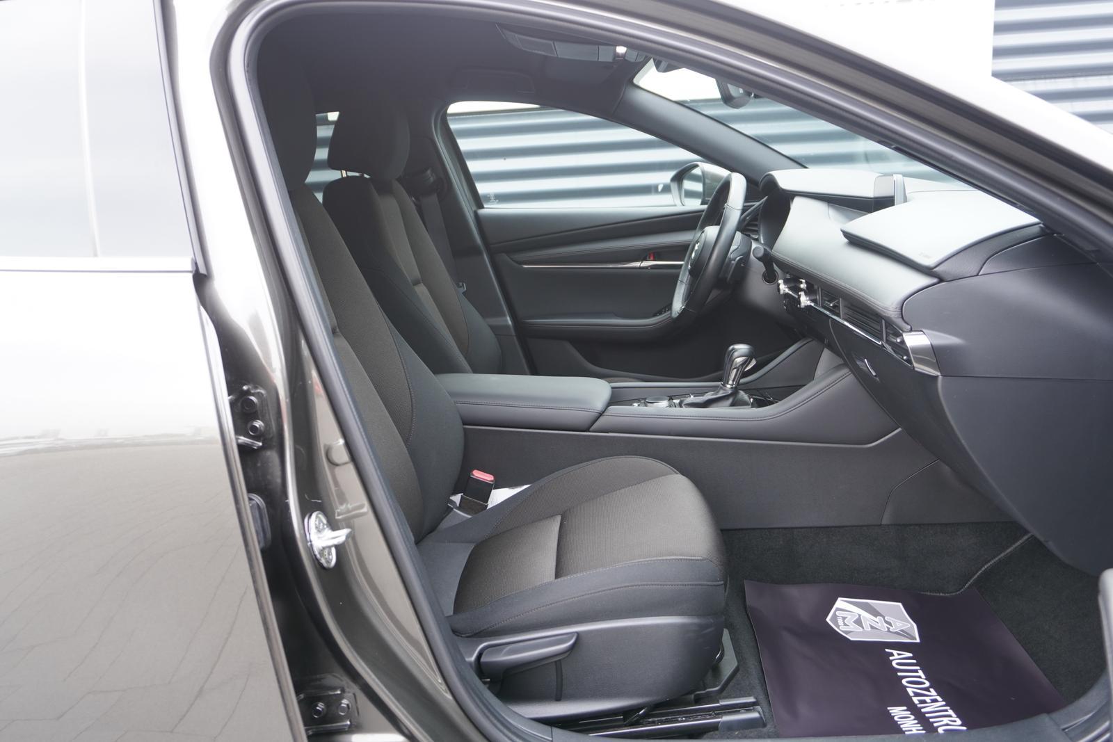 Mazda 3 AUTOMATIK|KAMERA|TEMPOMAT|HEAD-UP|APPLE|NAVI