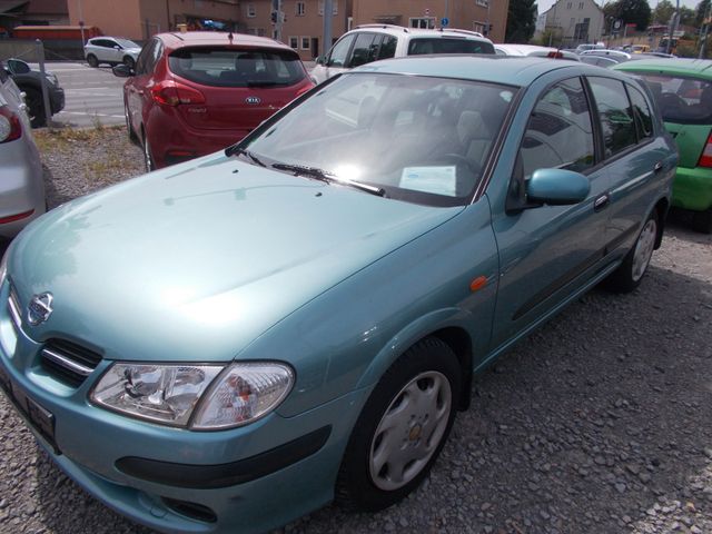 Nissan Almera Acenta Automatik