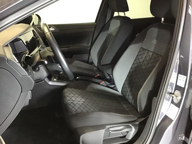 Fahrzeugabbildung Volkswagen Taigo R-Line 1.5 TSI  DSG/ACC/Navi/AHK/LED/DAB