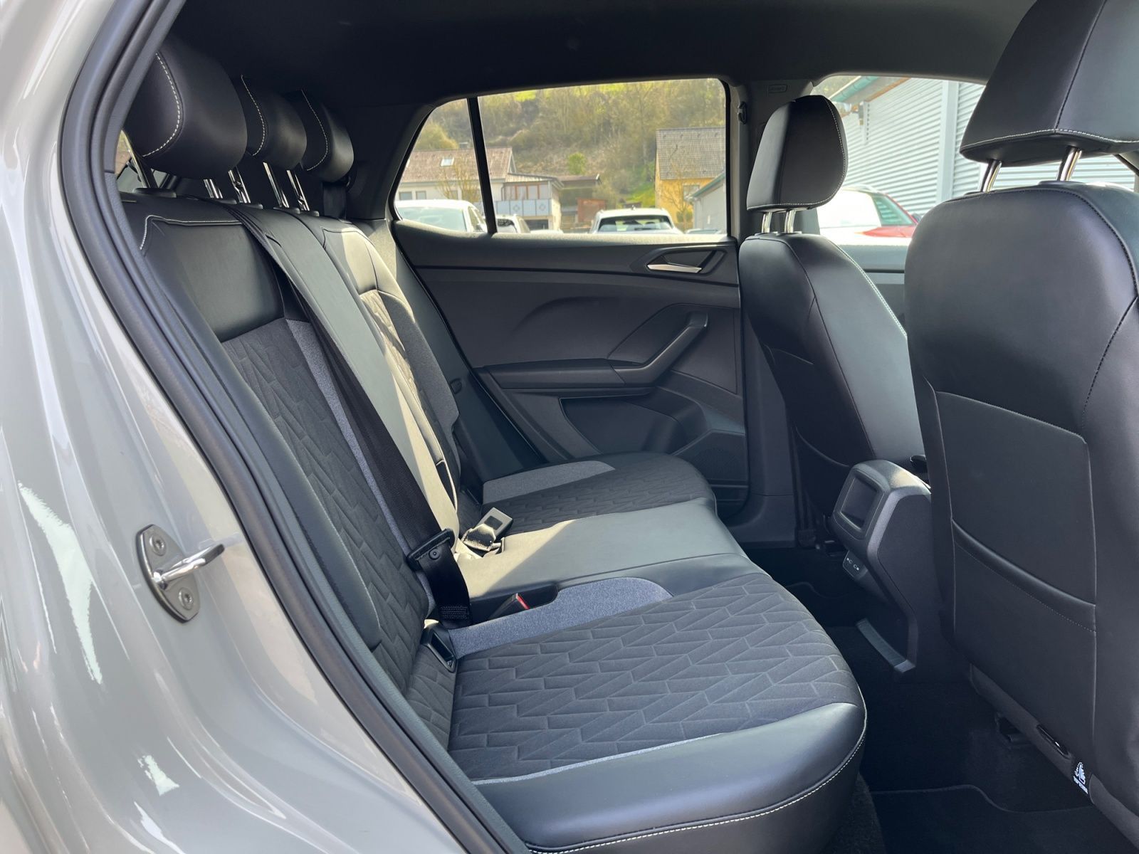 Volkswagen T-Cross - Bild 16