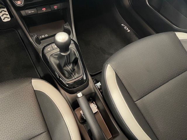 Fahrzeugabbildung Kia Picanto GT-Line 1.2 LED Navi Kamera DAB
