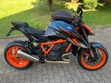 KTM Superduke 1290R + TECHPACK + 24 Monate Garantie - MOTORRAD 24