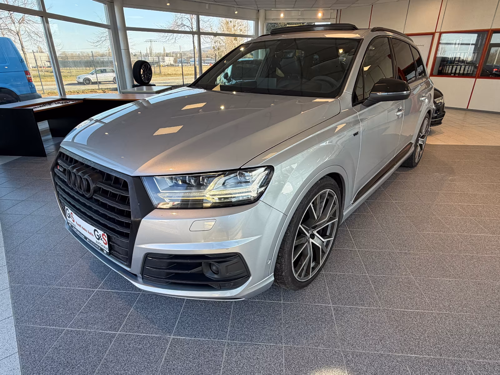 Audi Q7 3.0 TDI quattro S-line*HUD*MATRIX*PANO*22zoll