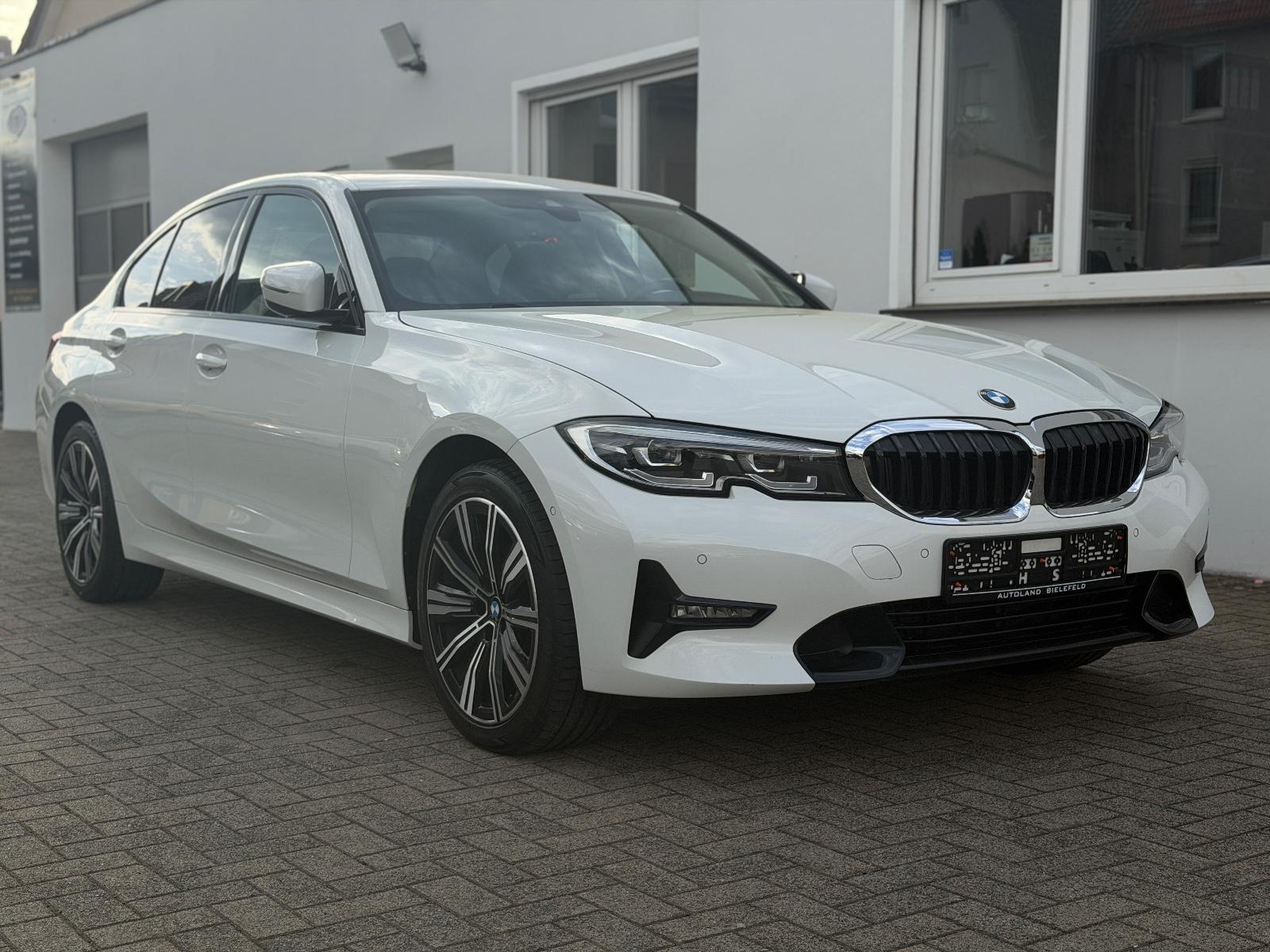 BMW 320i Limo. xDrive Sport Line/KAMERA/TOTW/ACC