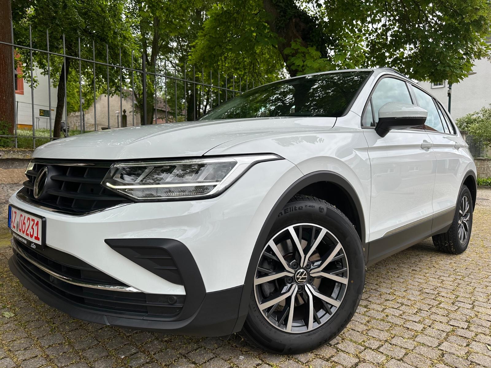 Volkswagen Tiguan Life 2.0 TDI AHK,KAM,ACC