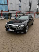 Mercedes-Benz E 220 d T Autom. - 9 G TRONIC 360 CAM ,LED,NAVI