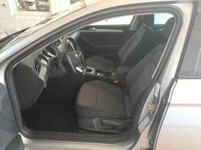 Passat Variant 2.0 TDI DSG CONCEPTLINE LED+KAMER