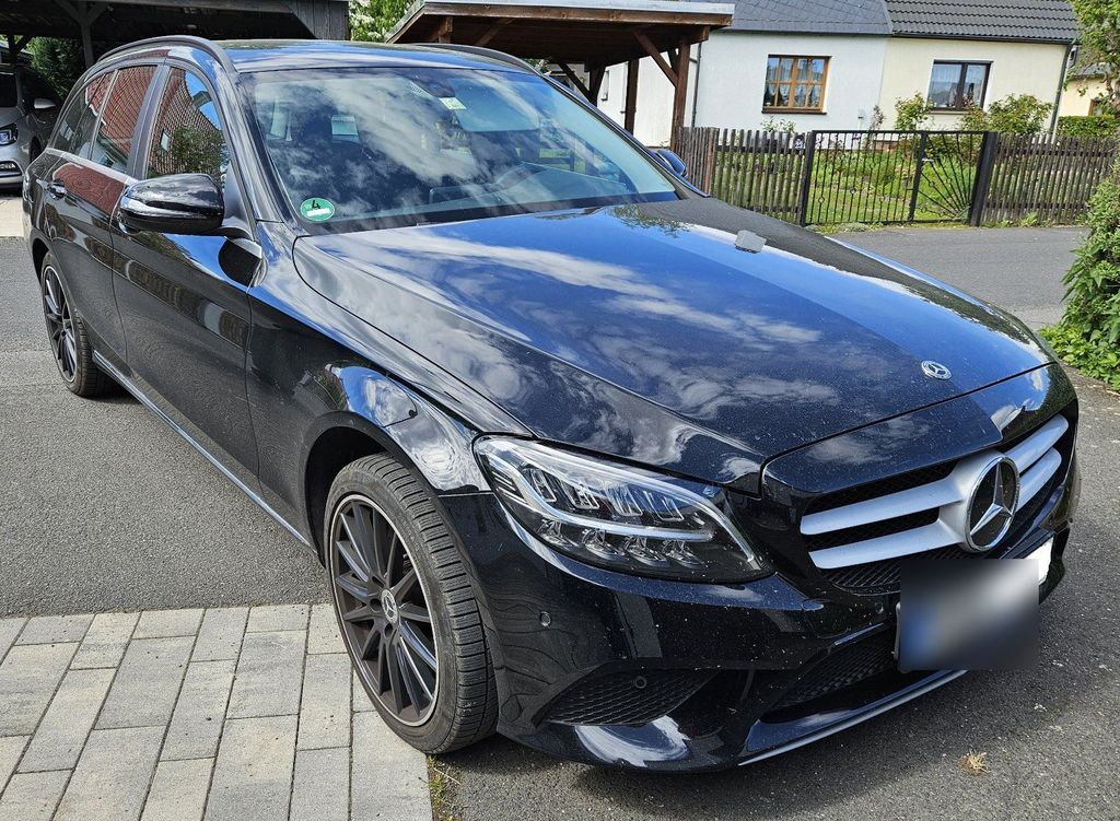 Image of Mercedes-Benz C 200