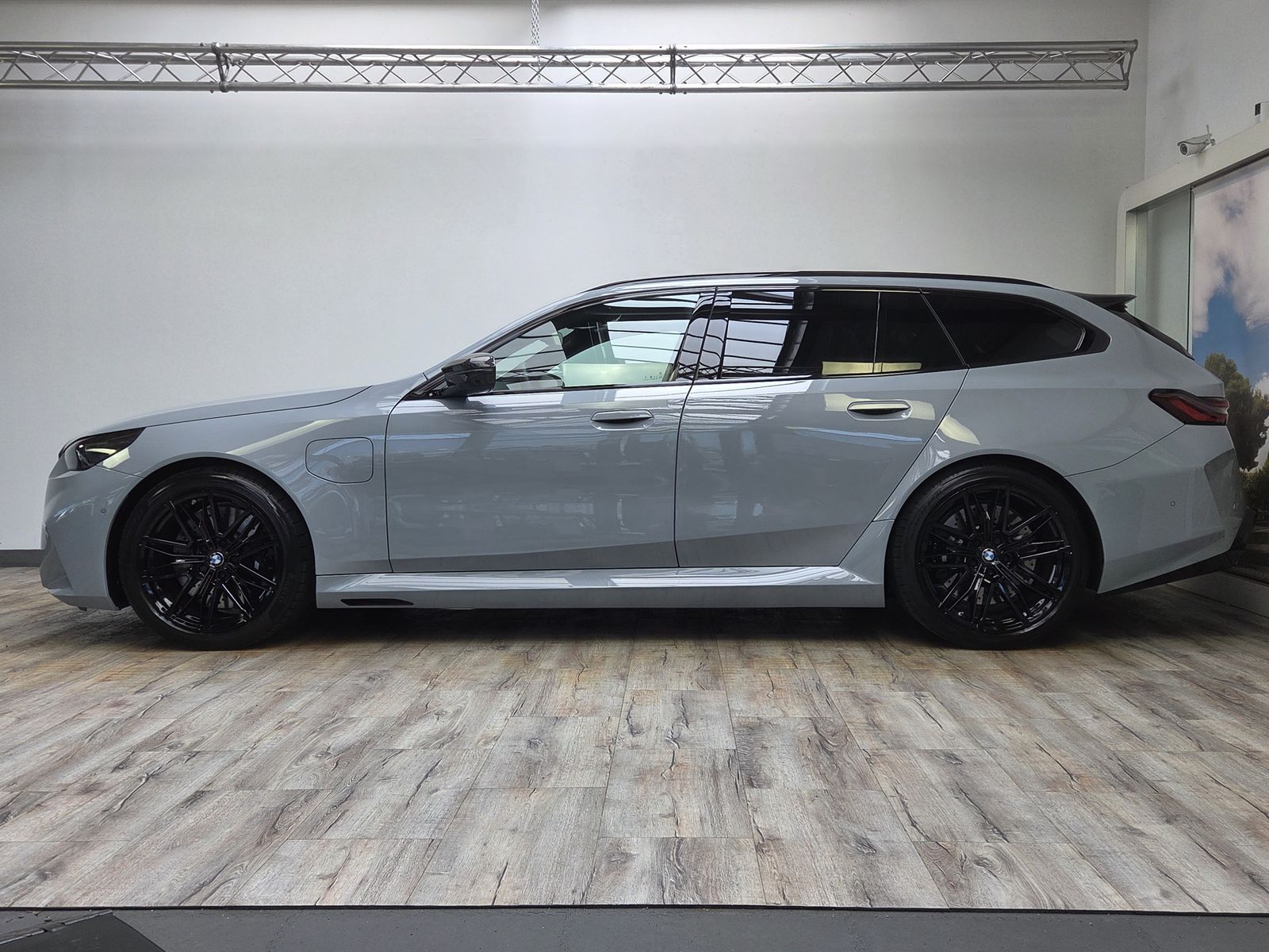 BMW M5 To. AHK Sitzlüftung B&W ACC 360° Driver  imagem 3