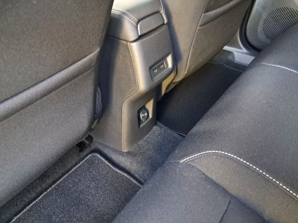 CITROEN ë-C3 MAX Allwetter Kamera MirrorLink Lenkradheiz - Bild 14