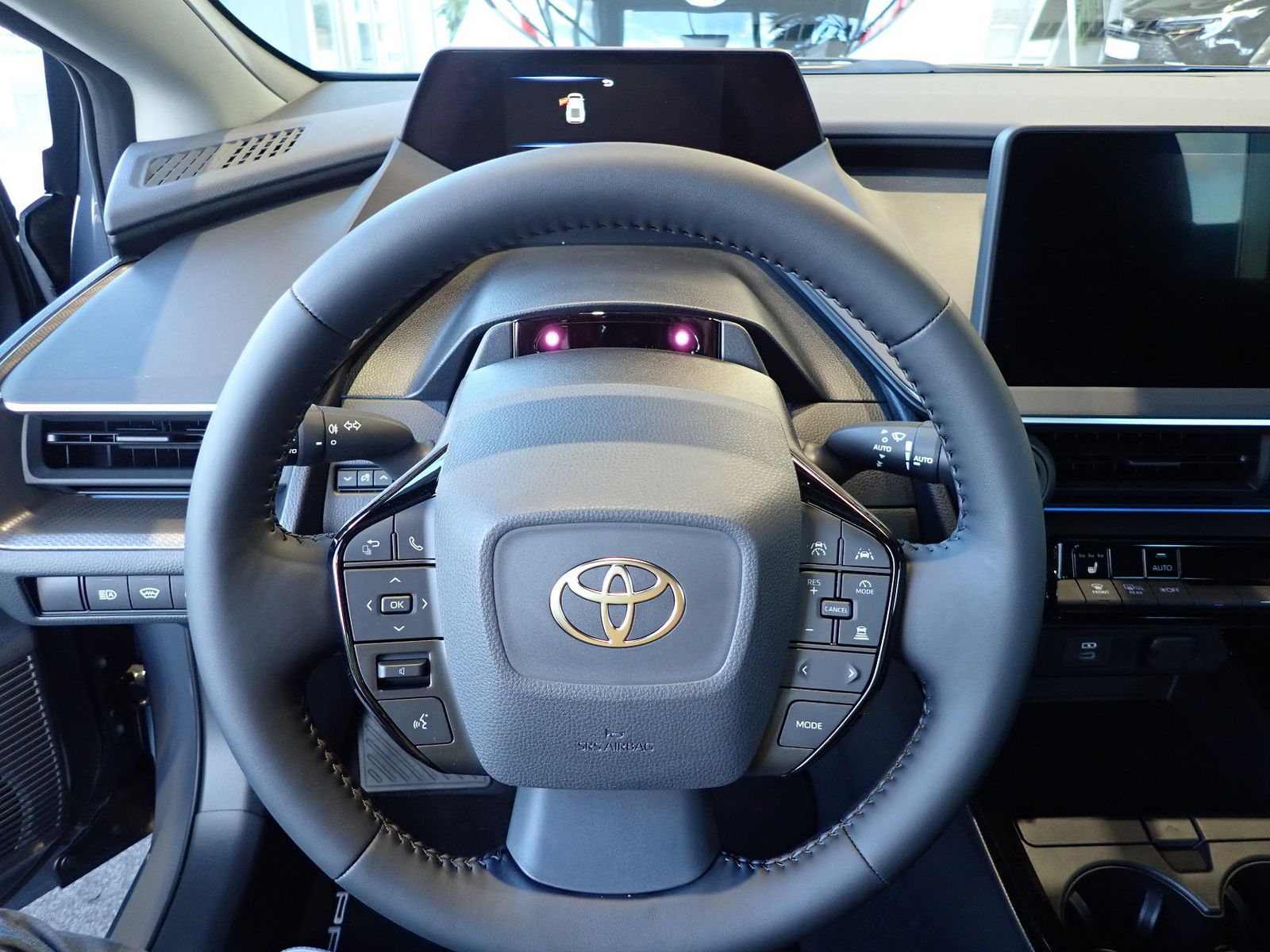 Fahrzeugabbildung Toyota Prius Plug-in Hybrid Executive