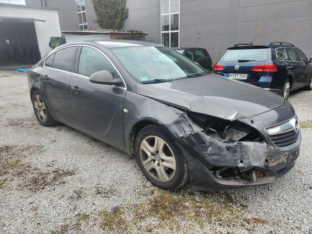 Opel Insignia 2.0 CDTI ecoFLEX.  AdBlue