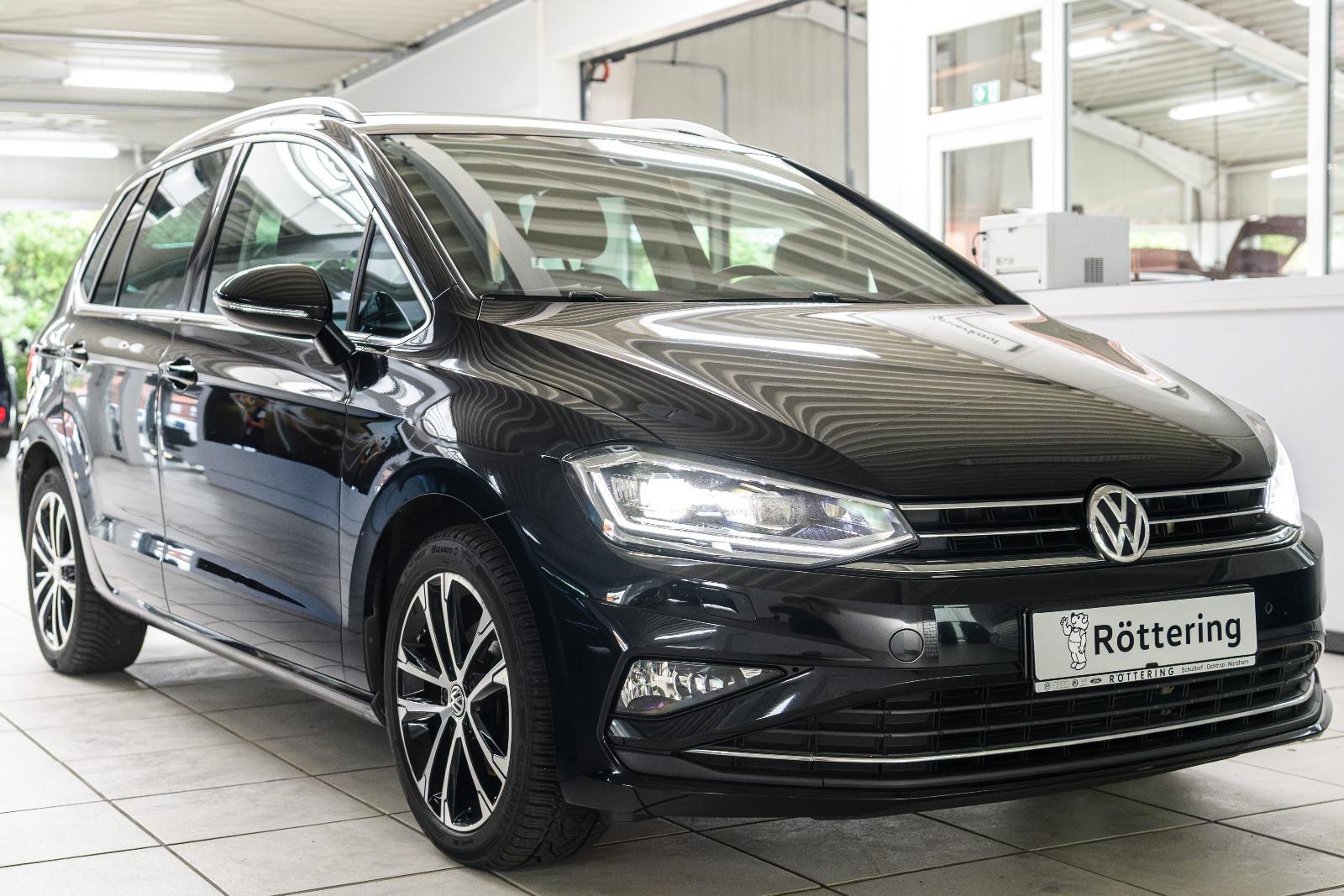 Volkswagen Golf Sportsvan VII Highl+AHK+LED+GJR+SHZ+NAV+RFK