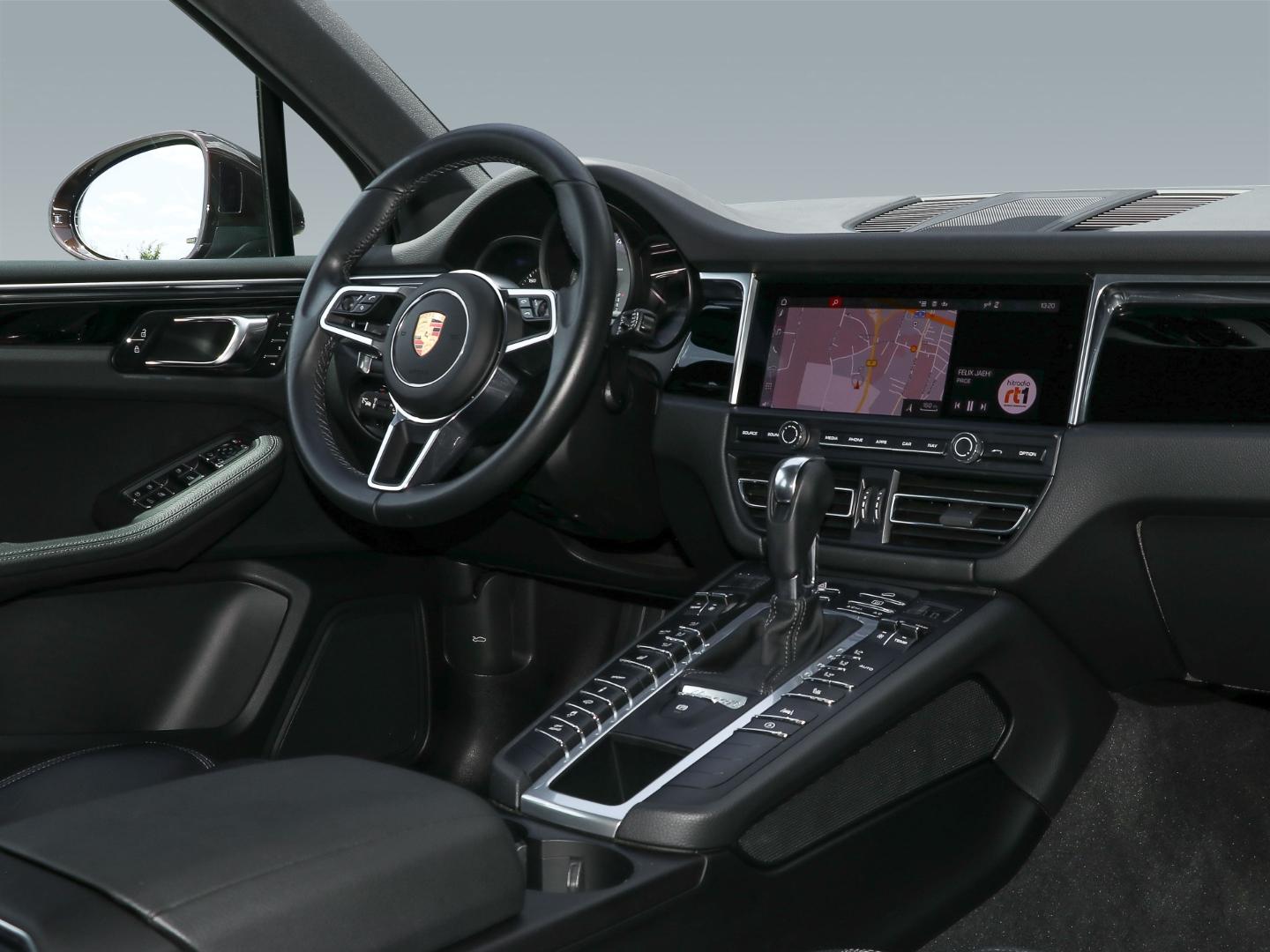Porsche Macan S Luftfederung PASM Rückfahrkamera