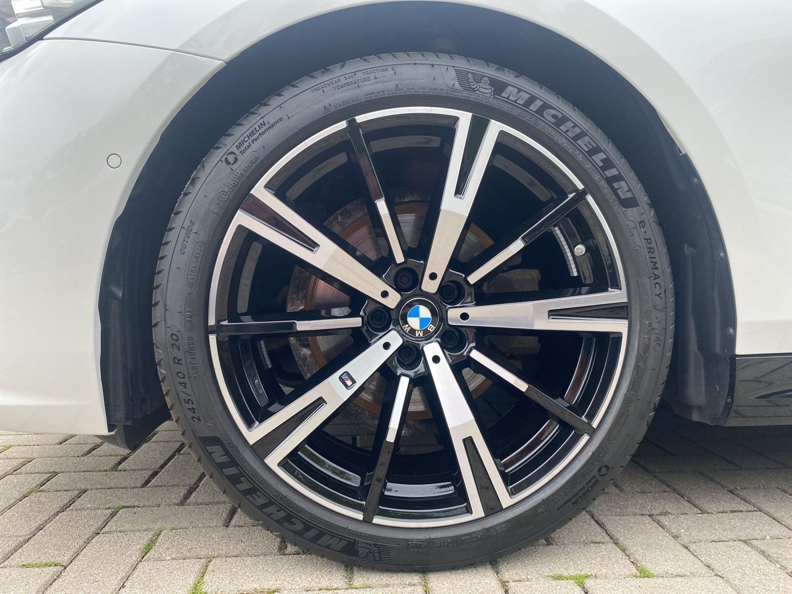 BMW 520d Touring M Sport AHK HUD Standhz ad.LED h&k foto 3