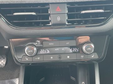 Skoda Kamiq 1.0 TSI Tour *2xPDC*ACC*CAM*MATRIX*NAV*SHZ