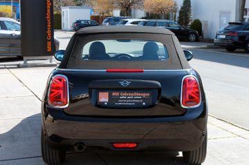 Fahrzeugabbildung MINI One Cabrio Chili LED Temp. PDC Navi SHZ BT