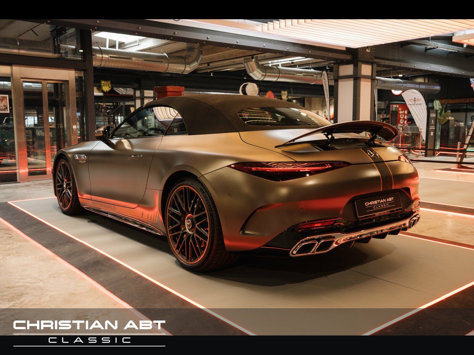 Fahrzeugabbildung Mercedes-Benz SL 63 AMG 4Matic Navi/Nachtsichtass.