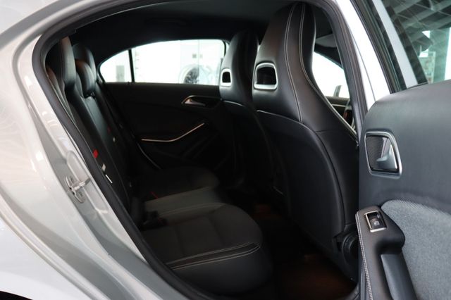 Fahrzeugabbildung Mercedes-Benz A 180 CDI / d BlueEfficiency|NAVI|PDC|TEMPOMAT|