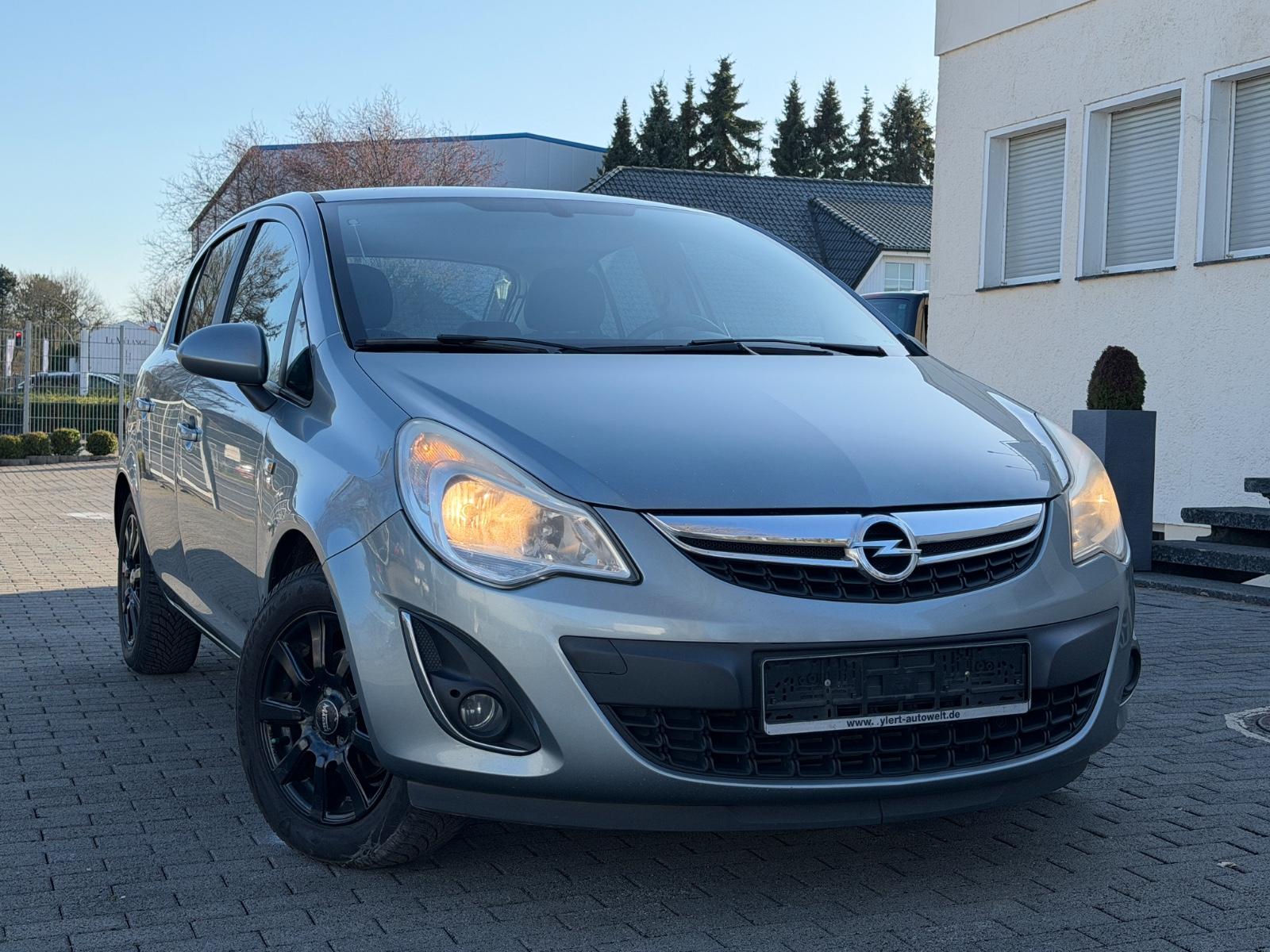 Opel Corsa D Satellite 1.3l CDTI ; 4Tür. ; TÜV Neu