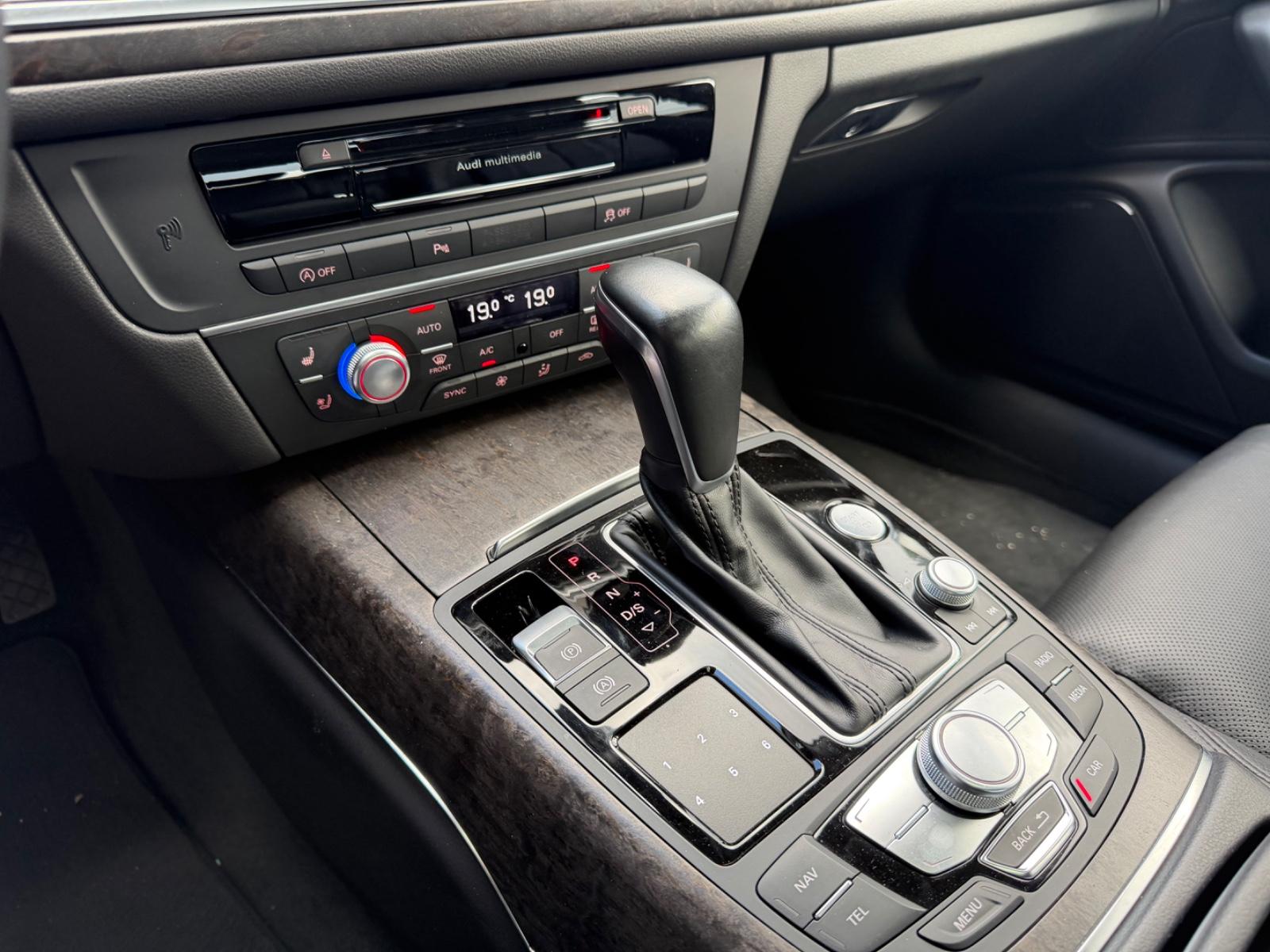 AUDI A6 LIM. 3.0 TDI QUATTRO / TUV  | 218 ch | BVA | HAYON ÉLECTRIQUE | RÉGLAGE ÉLECTRIQUE DES SIÈGES AVEC FONCTION MÉMOIRE | TOIT OUVRANT