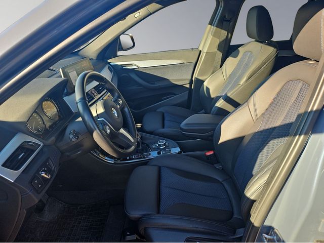 X1 sDrive 18i Automatik M Sport AHK