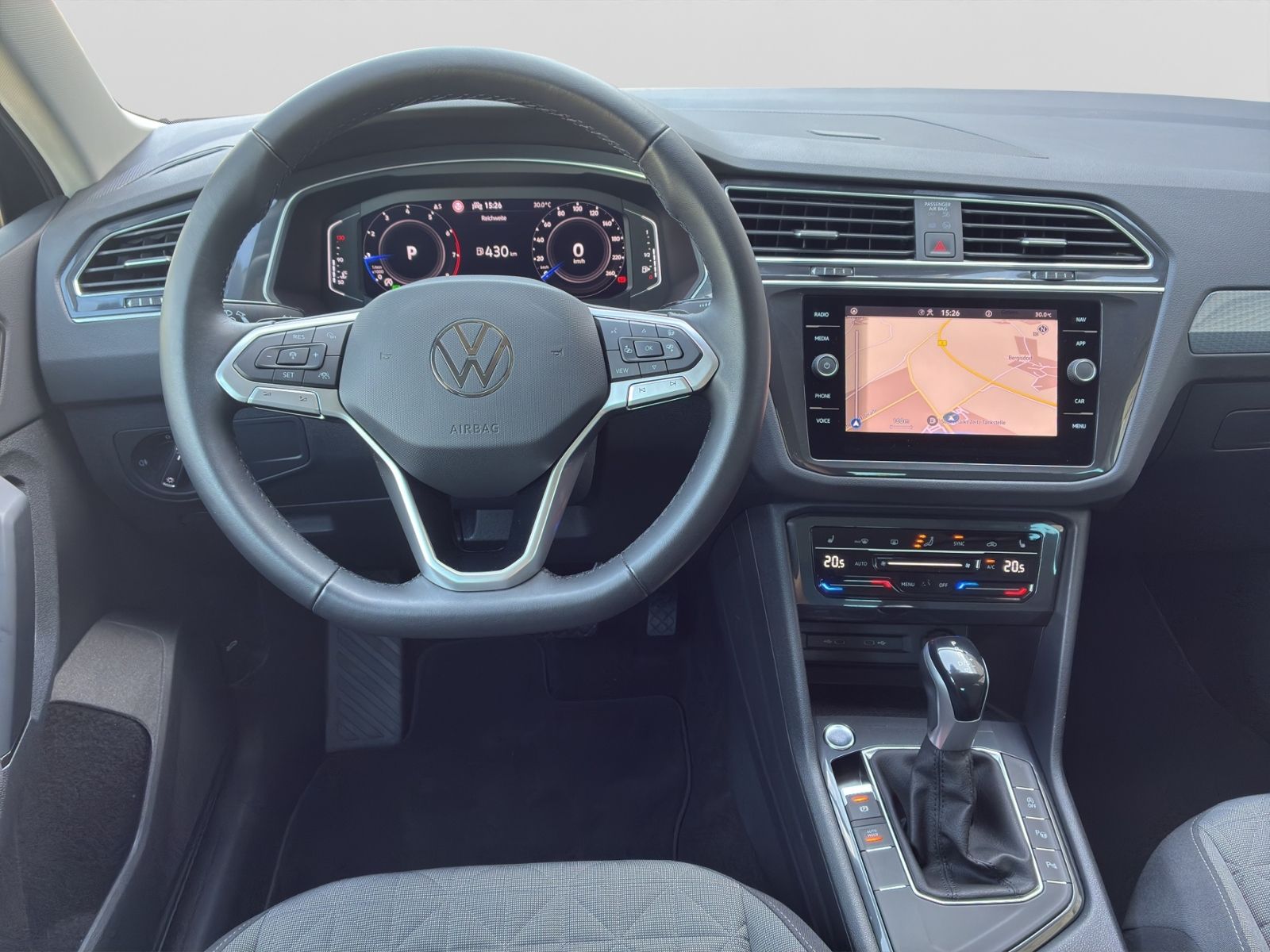 Tiguan 1.5 TSI DSG *LED*AHK*NAVI*KEYLESS*