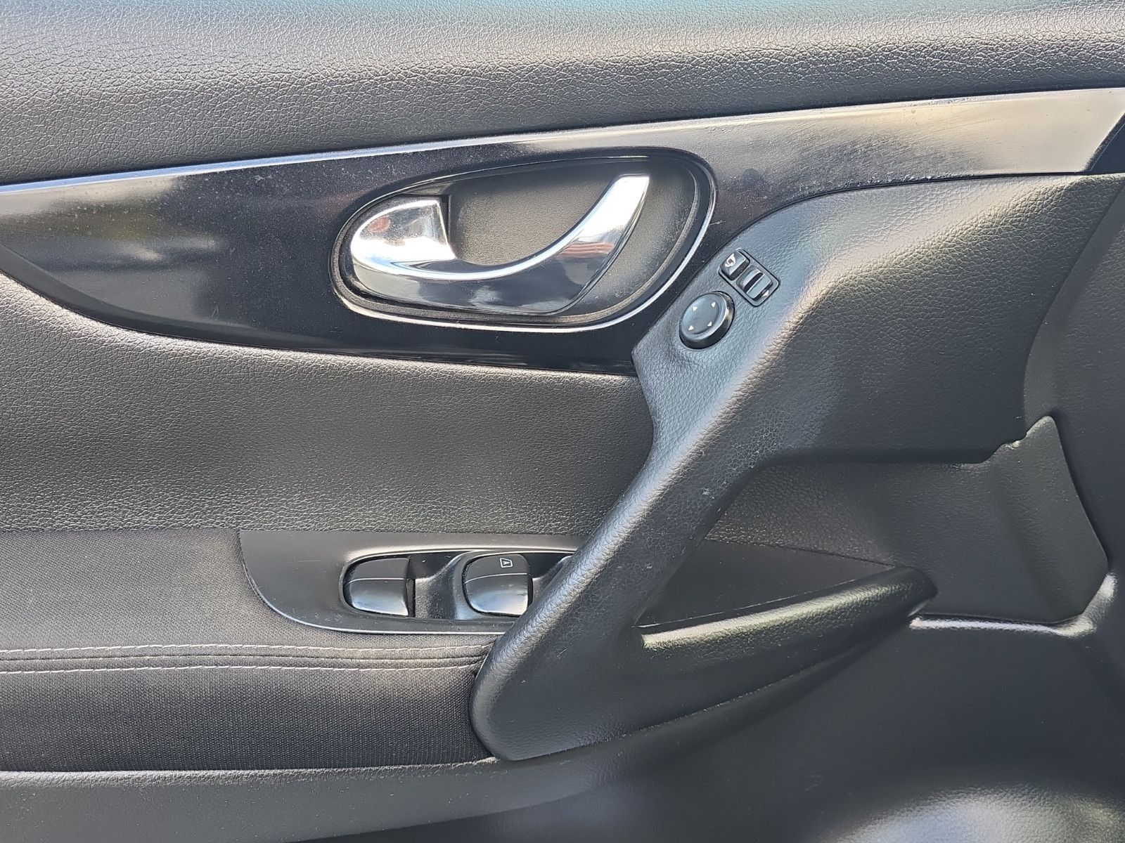 Fahrzeugabbildung Nissan Qashqai 360°KAMERA*NAVI*KEYLES GO*